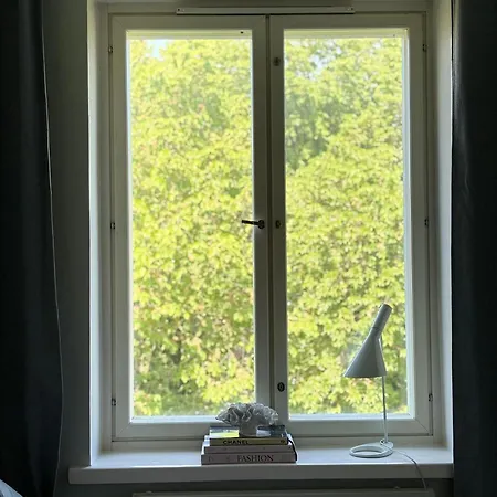 דירה Elegant Scandinavian 2br In Trendy Kallio הלסינקי